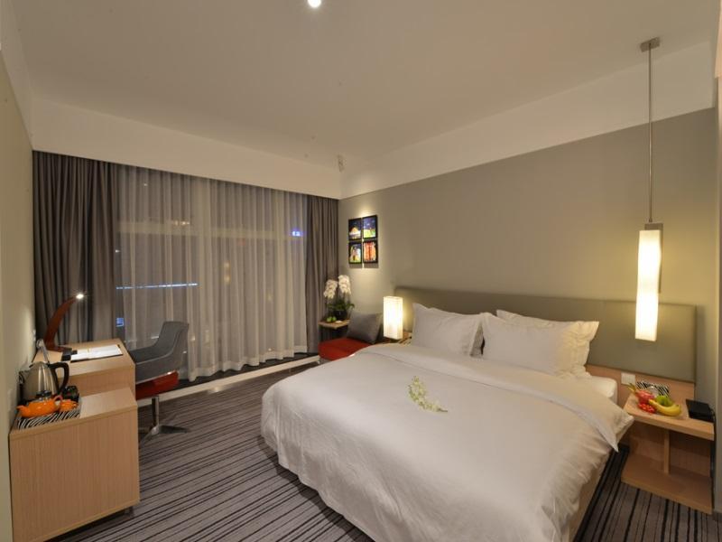Renli Hotel Chengdu Zewnętrze zdjęcie